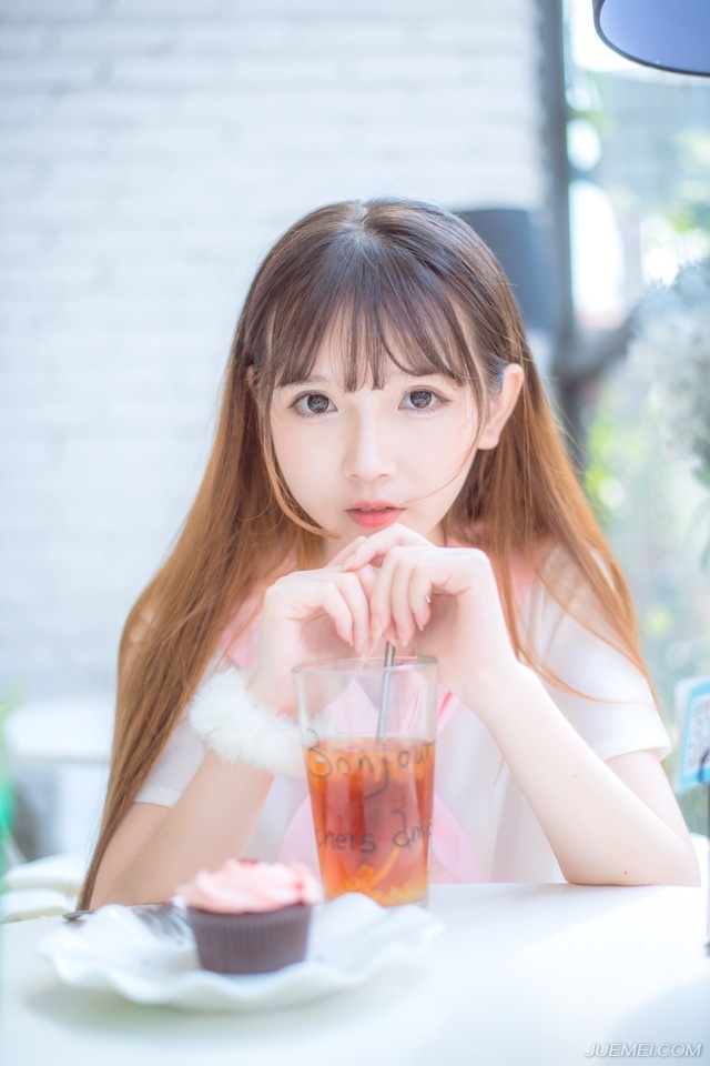 你讨厌我关我屁事啊，说得好像你喜欢我就能升华我的人生似的。